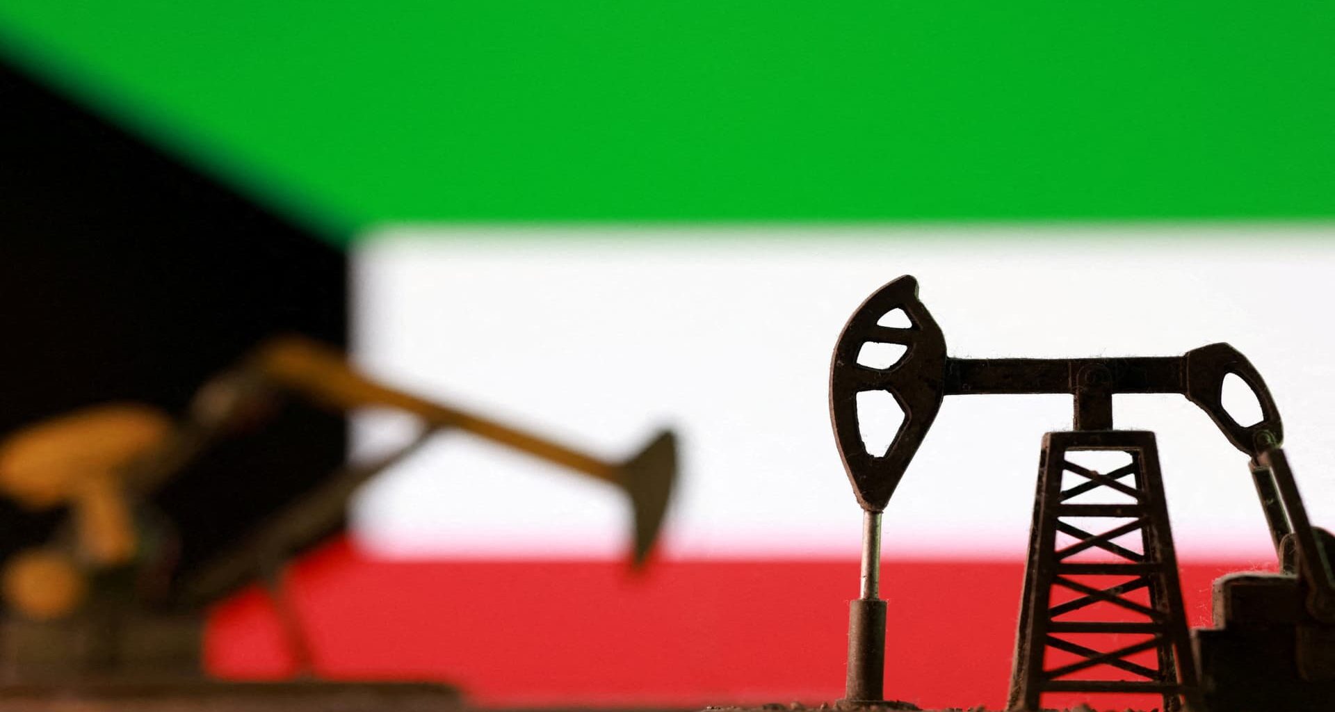 Kuwait cuts oil production due to Strait of Hormuz closure
