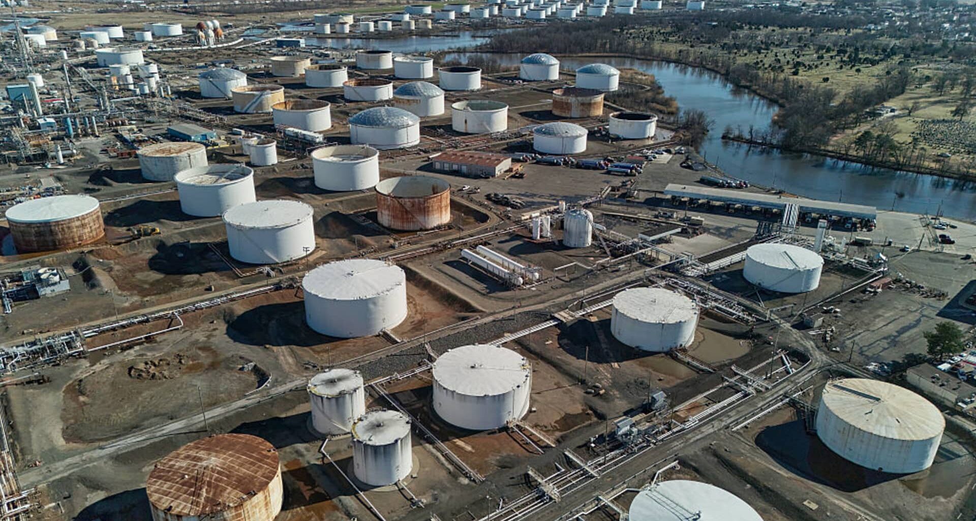 Oil closes at highest level since 2022 on Iran war supply disruption