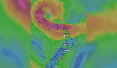 SunLive - Tropical low to bring heavy and gales rain for BoP