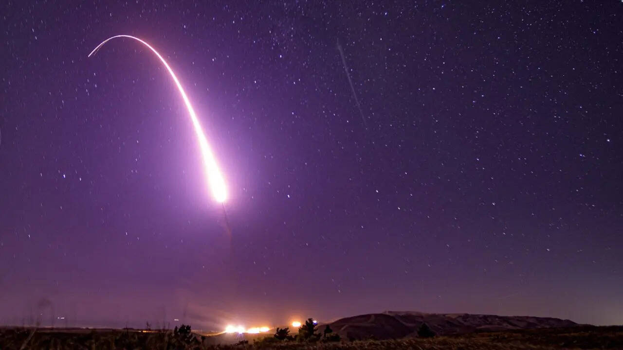 Fireball Sightings Trigger Questions As US On High Alert: Are Iranian Missiles Over US Now?