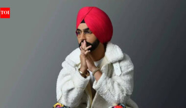 Ammy Virk gets emotional as wife, six-year old daughter are in UAE amidst middle-east tensions: 'I'm a strong girl papa' | Hindi Movie News