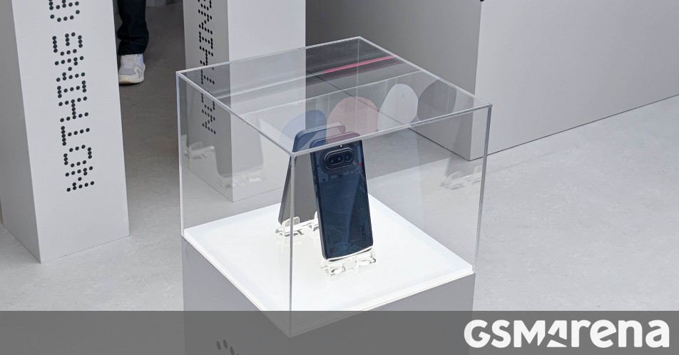 Here’s our best look at Nothing Phone (4a)