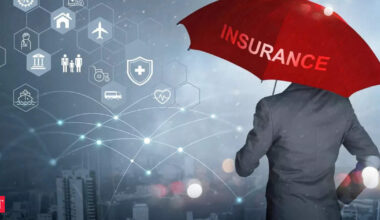 Life insurers sharpen focus on annuity and pension products