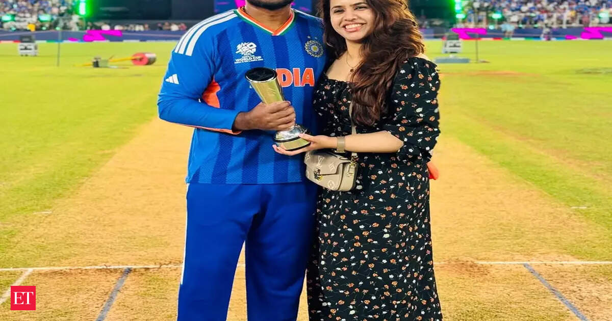 Sanju Samson's heartfelt post for wife Charulatha Remesh is melting hearts: 'My dear Pondattiiiiii, you have seen it all...'