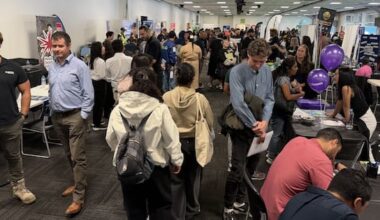 17,000 people descend on Auckland job fair