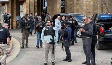 Armed man rammed vehicle into Michigan synagogue, fatally shot by security