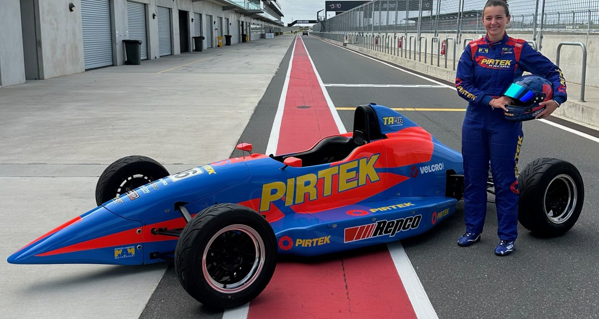 V8 Supercars legend's daughter to race in father's famous colours