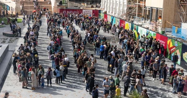 Thousands queue as Wellington Library reopens after seven years