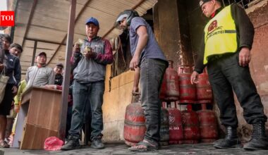 LPG Crisis in India Live Updates: No LPG access for households with piped gas connections, says government