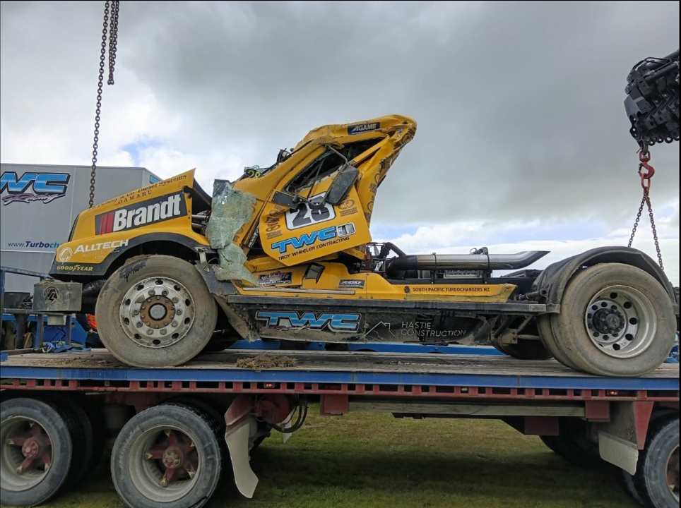 Minor injuries but major damage in Southland truck racing crash