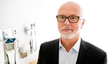 Former Health P.E.I. CEO says political interference hurting health system