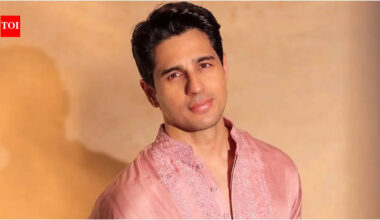Sidharth Malhotra: 'Remember finishing it with tears in my eyes': Sidharth Malhotra gets emotional as 'Kapoor & Sons’ clocks 10 years |