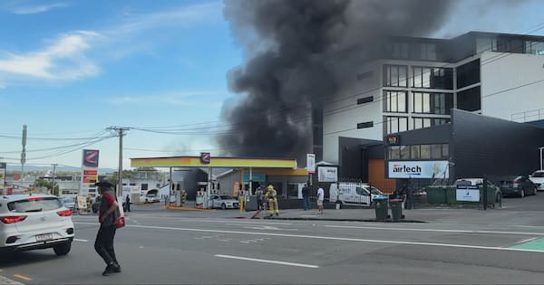 Crews attack fire near petrol station in Auckland's Ponsonby