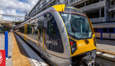 Calls to delay Auckland rail closures as fuel prices push up public transport demand