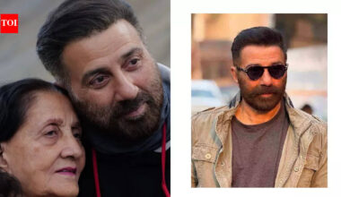 Sunny Deol shares heartwarming pic with mother; Bobby Deol REACTS with love |