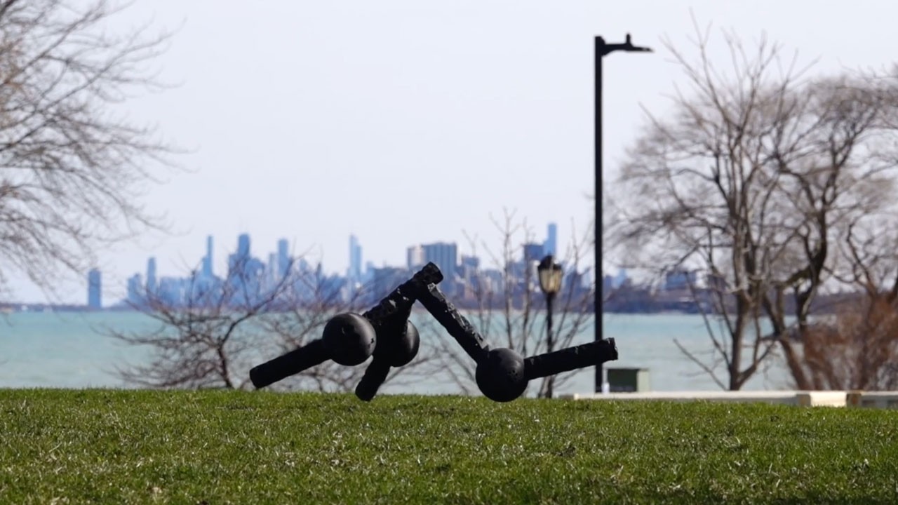 Evolved robots are born to run, refuse to die - YouTube