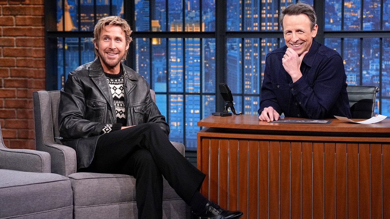 Ryan Gosling raves about small Florida bakery on late-night TV show