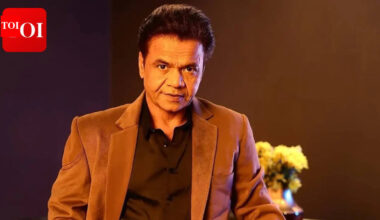 Rajpal Yadav thanks Sonu Sood, Tej Pratap Yadav, Rao Inderjeet Singh and others for financial help in Rs 9 crore case | Hindi Movie News
