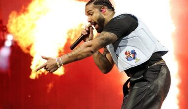 Drake Can't Help But Air Decade-Old Awards Show Grievance While Honouring Nelly Furtado