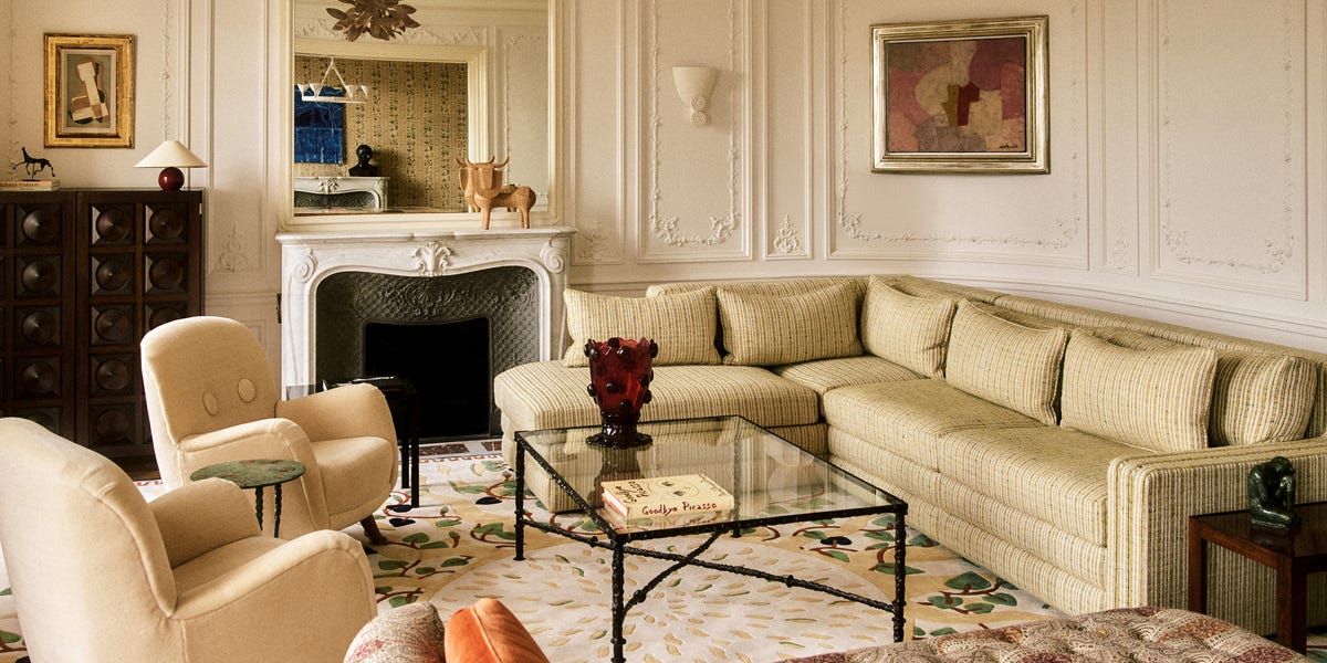 This Laura Gonzalez-Designed Paris Apartment Is the Definition of French Taste