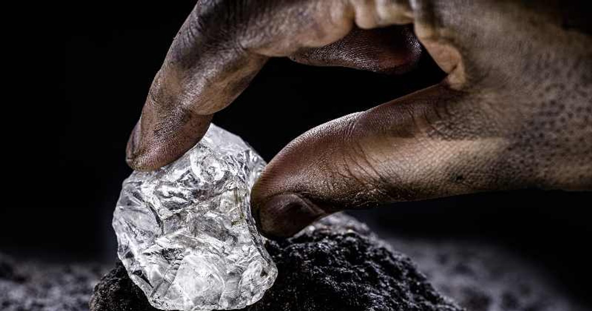 Zimbabwe clarifies why it rushed to ban the exportation of some of its most critical minerals
