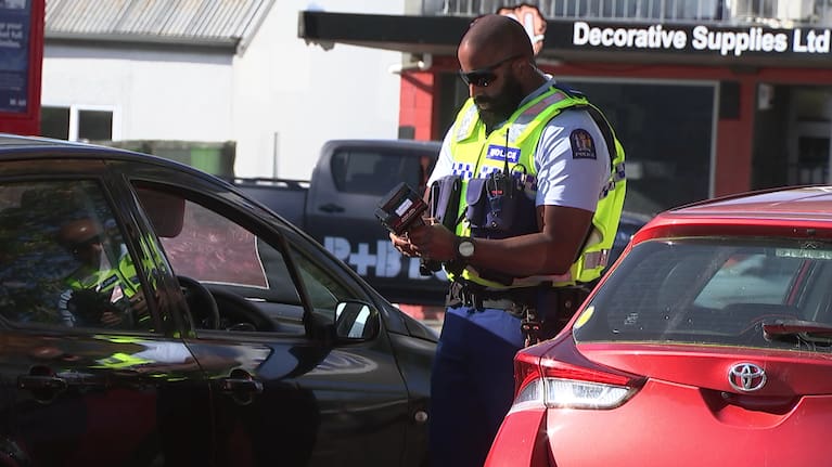 1News filmed several cars being stopped, and some infringements issued. 