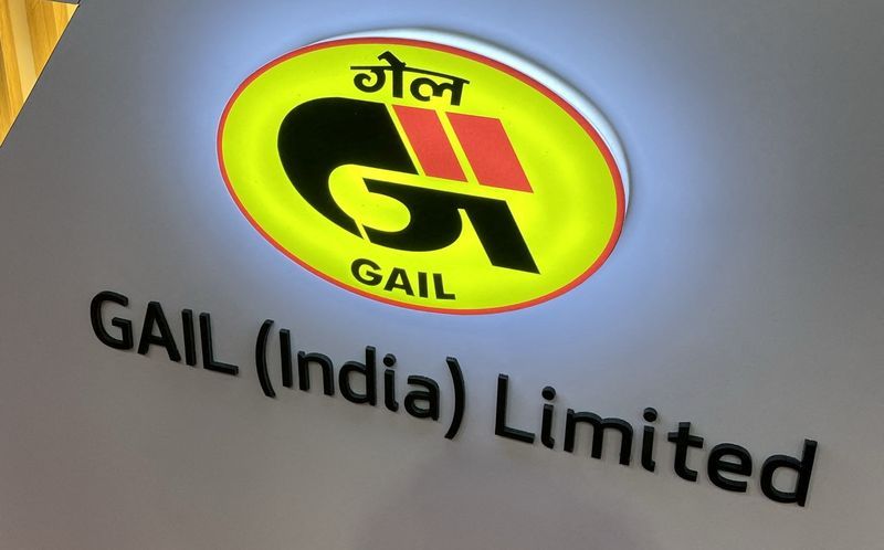 India GAIL buys Oman LNG cargo, sources say