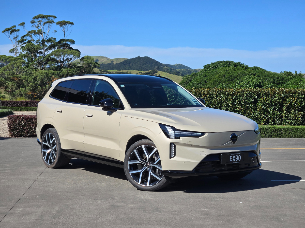 Volvo EX90 EV first drive: class for 7, class of 1