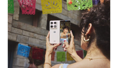 motorola razr fold redefines productivity and play, marking a new era for razr and foldables