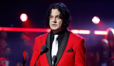 Jack White Forced to Issue Taylor Swift Clarification