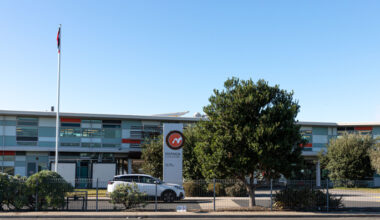 SunLive - Students left waiting as school bus fails to show