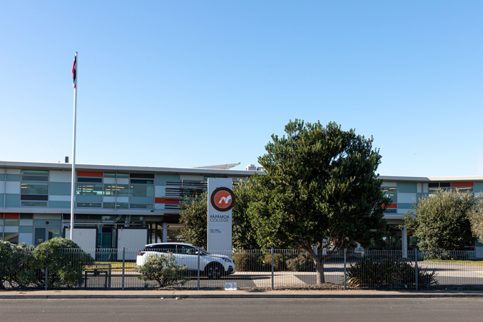 SunLive - Students left waiting as school bus fails to show