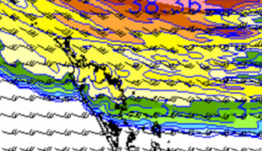SunLive - Weather: Forecasters monitor tropical low