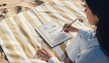 Boox's new Go E Ink tablet includes a 10-inch display and runs Android 15