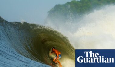 Surfing’s big break: how climate crisis insurance may save El Salvador’s waves | Oceans