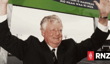 Former Manukau City mayor Sir Barry Curtis has died, aged 87