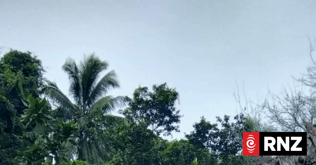 Questions over building safety after quake in Vanuatu's north, as services slowly return