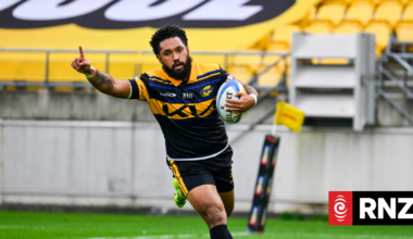 Live: Super Rugby Pacific - Hurricanes v Queensland Reds