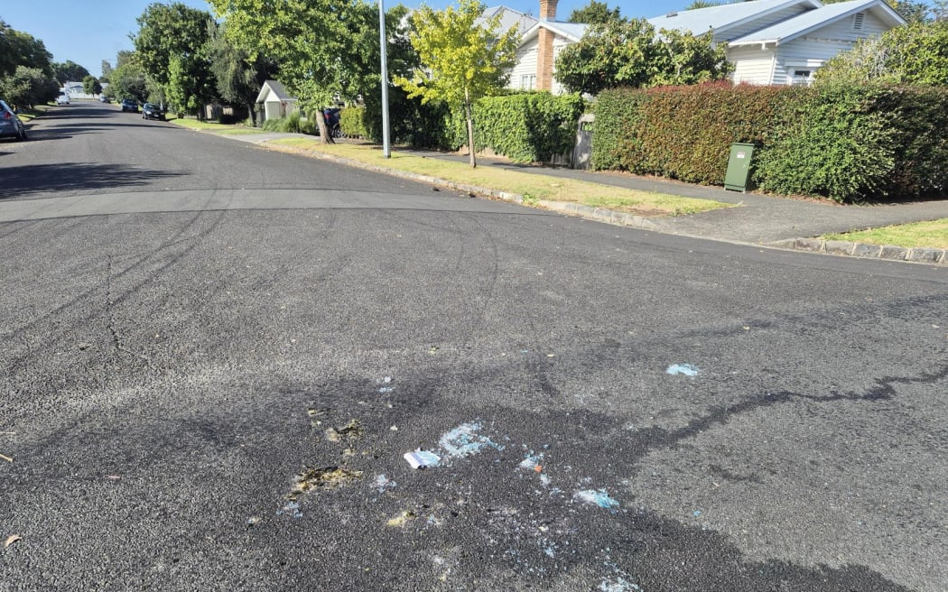 The broken glass is on the corner of Springleigh Ave and Jerram Street.