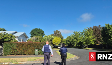 Four people in hospital after 'violent' incident in Mount Albert