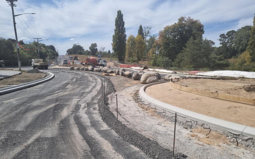 Roadworks at the Hillcrest intersection at Matangi and Morrinsville roads for construction of a peanut-shaped roundabout.
