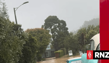 Classic cars caught in Coromandel flooding