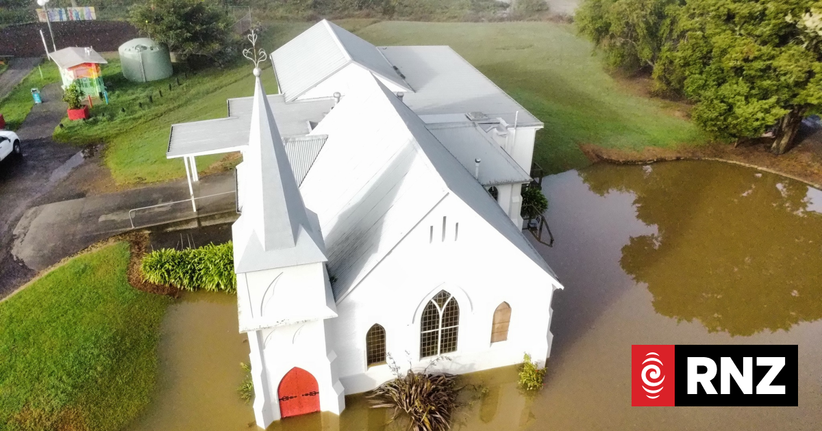 In pictures: Aftermath of the storm in the upper North Island
