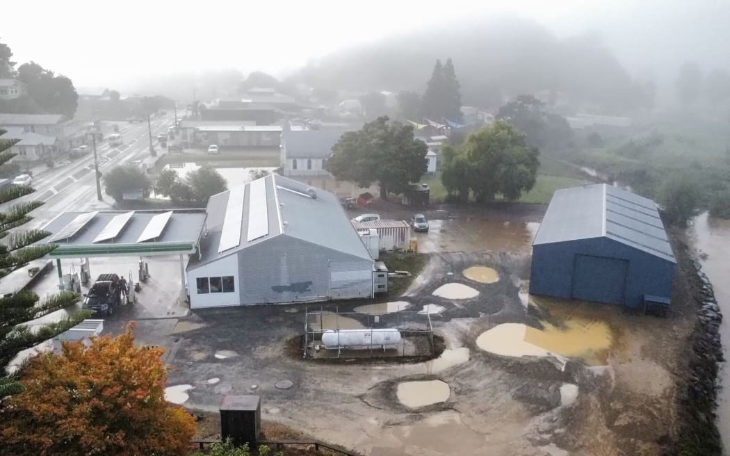 Water is receding and the sun is out in Kāeo, in Northland, this morning. State Highway 10 has reopened just north of the town, restoring road access to Kaitāia and the top of the Far North.