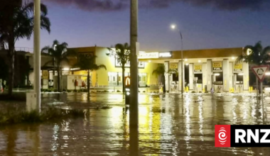 Live weather: More rain, gales for upper North Island, parts of South