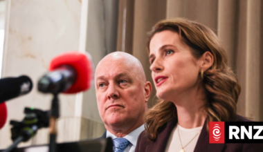 NZ will not move up fuel alert level tomorrow, Willis says changes will not be sudden