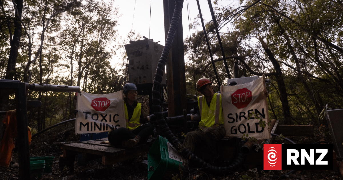 Golden Bay gold mine proposal pushing ahead 'without any genuine community consent', say locals