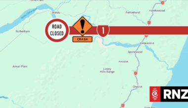 Crash closes stretch of State Highway 1 in North Canterbury