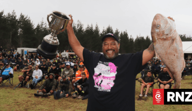 Far North man reels in 7.66kg snapper and wins nation's biggest fishing prizes