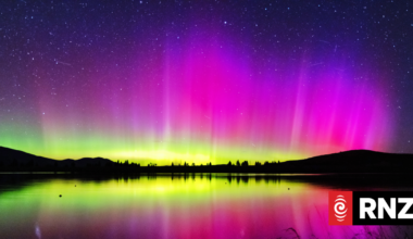 Twizel photographer Jeff Ng captures Aurora Australis from Lake Ruataniwha